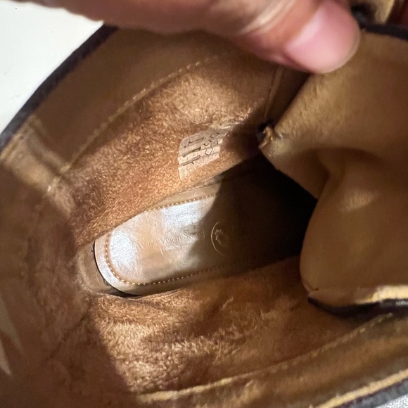 Women's Brown Italian Lace-Up Boots - Picture 14 of 16